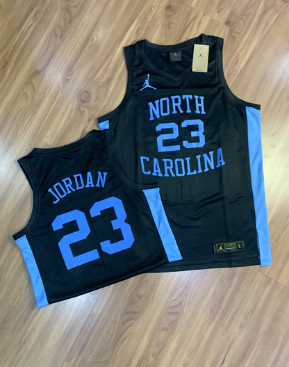 Camisa Basquete University Of North Carolina_UNC Tar Heels_preta_23 Jordan