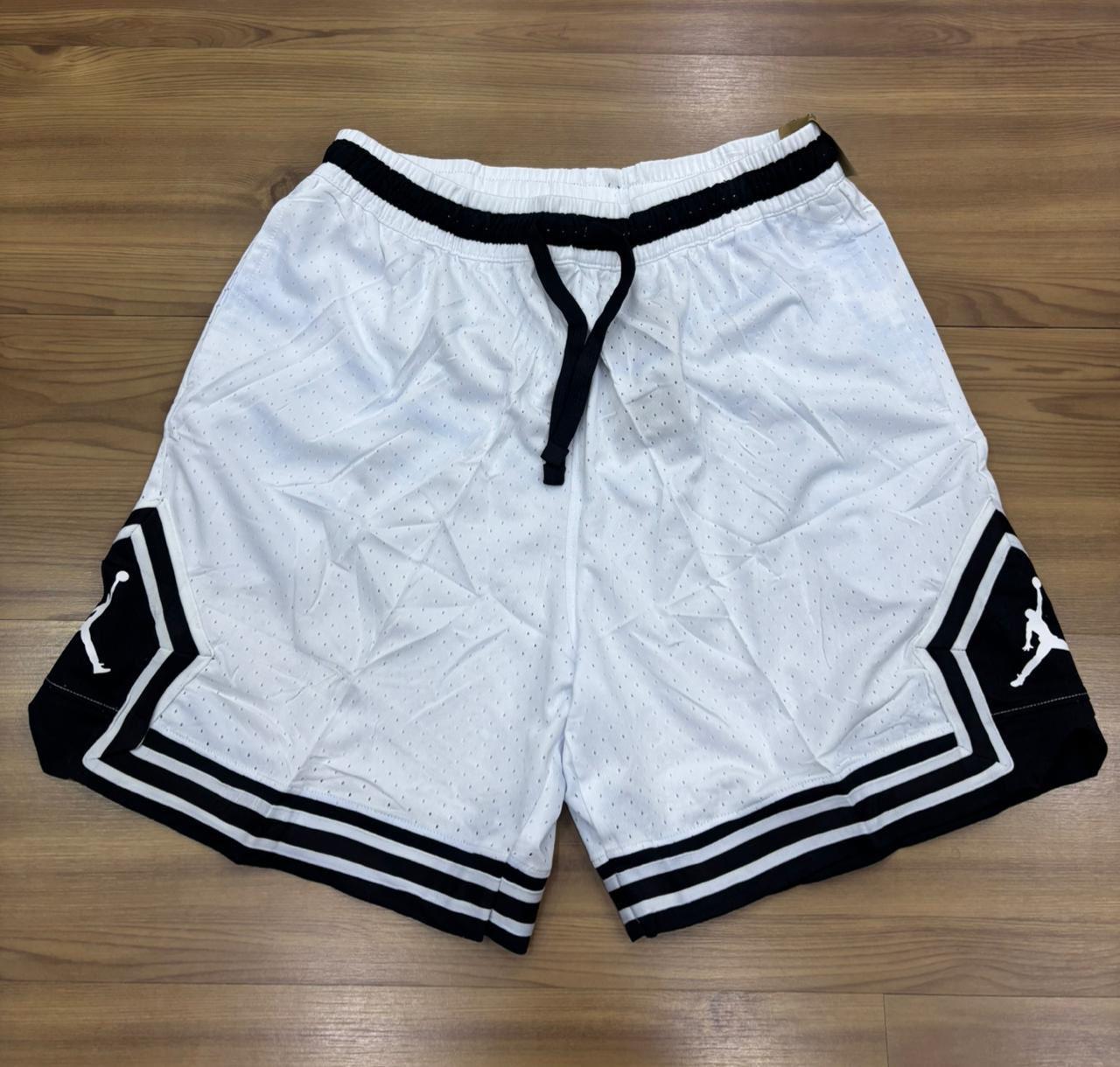 Short Jordan Branco
