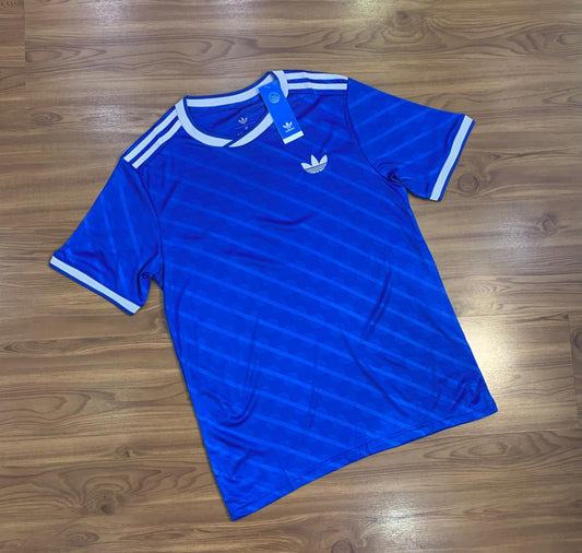 Camisa esportiva masculina azul com branco