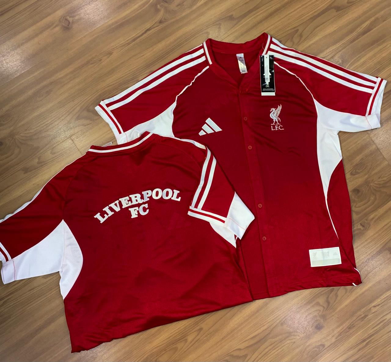 Camisa Liverpool FC US Pack estilo baseball
